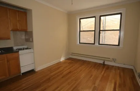 Studio Ravenswood Apartment