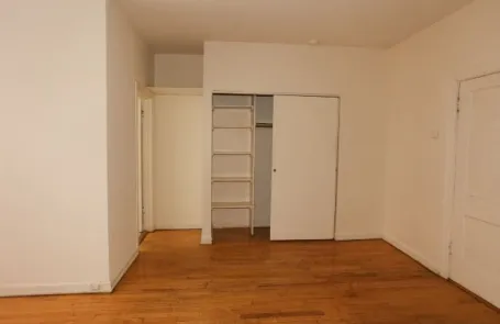 Studio Lakeview Apartment