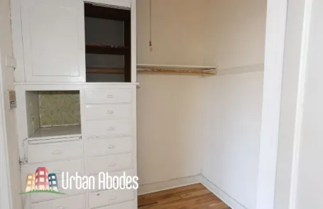 1 Bedroom Ravenswood Apartment
