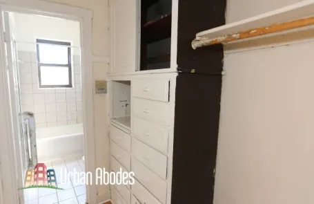 1 Bedroom Ravenswood Apartment