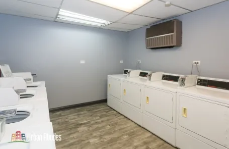 Studio Lakeview Apartment