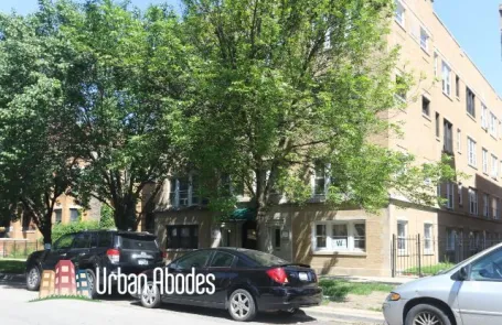 1 Bedroom Lakeview Apartment