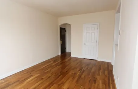 Studio Ravenswood Apartment