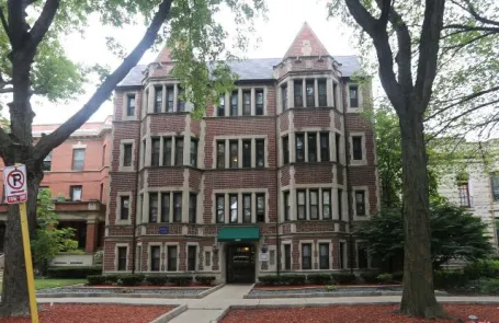 1 Bedroom Ravenswood Apartment
