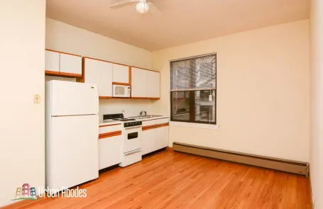 1 Bedroom Lakeview Apartment