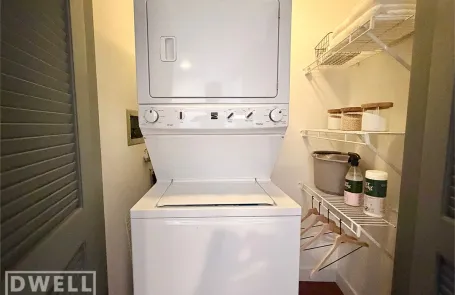 1 Bedroom Old Town Apartment