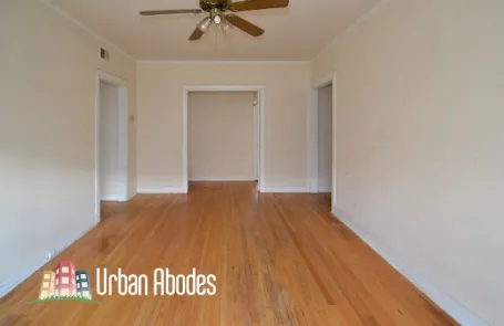 3 Bedroom Lakeview Apartment