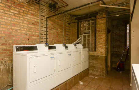 Studio Lakeview Apartment