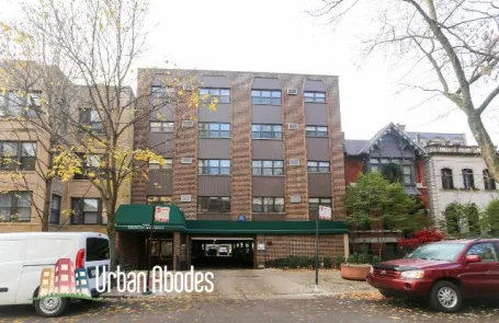 Studio Lincoln Park Condo