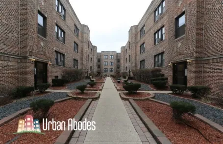2 Bedroom Lakeview Apartment