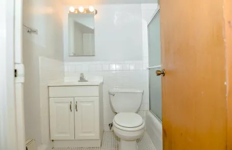 Studio Lincoln Park Apartment