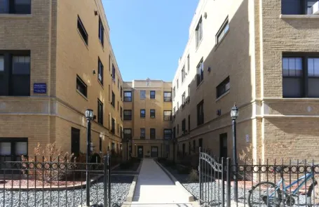 Studio Lakeview Apartment