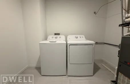 3 Bedroom Bronzeville Apartment