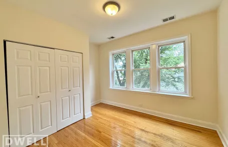 3 Bedroom Logan Square Apartment