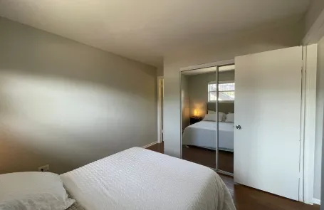 1 Bedroom Sheridan Park Apartment