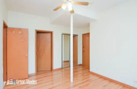 1 Bedroom Lakeview Apartment