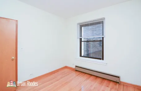 1 Bedroom Lakeview Apartment
