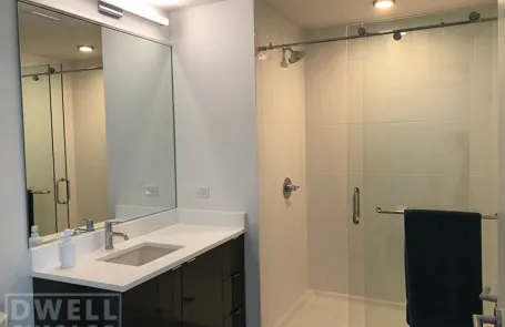 1 Bedroom Lakeview Apartment