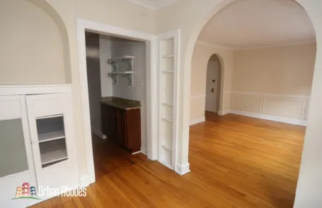 1 Bedroom Lakeview Apartment