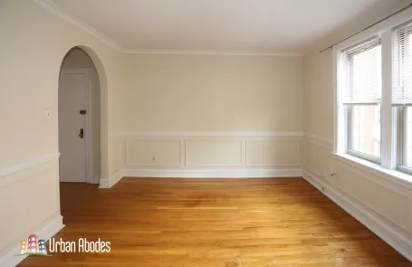 1 Bedroom Lakeview Apartment