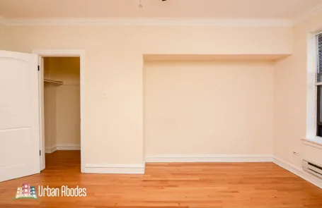 Studio Ravenswood Apartment