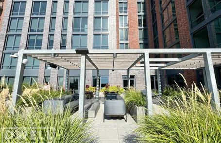 1 Bedroom River West Apartment