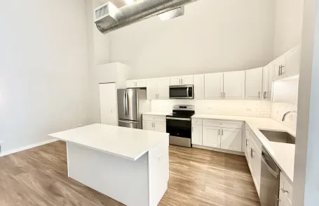 2 Bedroom Ravenswood Apartment