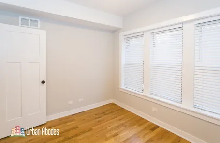 1 Bedroom Lincoln Square Apartment