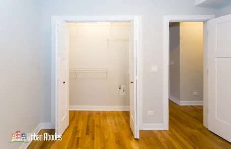 1 Bedroom Lincoln Square Apartment