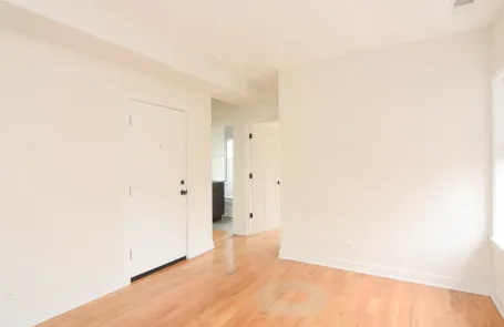 1 Bedroom Lincoln Square Apartment