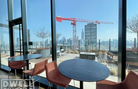 1 Bedroom West Loop Apartment