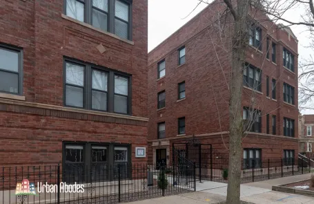 2 Bedroom Lincoln Square Apartment