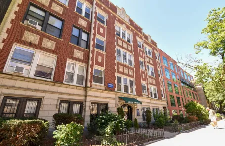Studio Lakeview Apartment