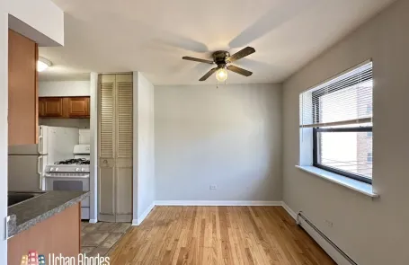 1 Bedroom Lakeview Apartment