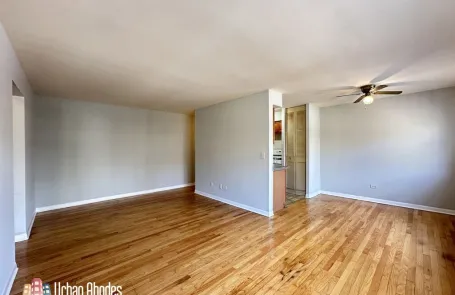 1 Bedroom Lakeview Apartment