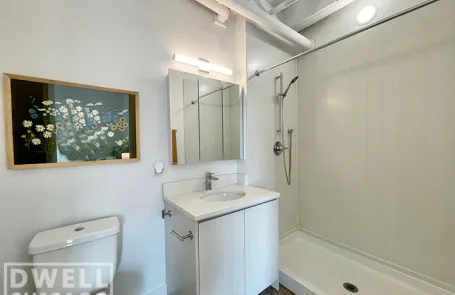 Studio Uptown Apartment