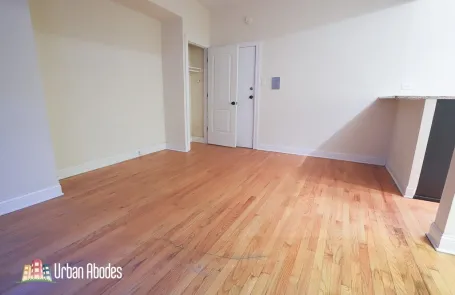 Studio Ravenswood Apartment