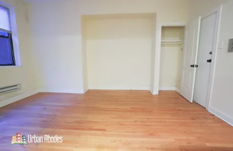 Studio Ravenswood Apartment