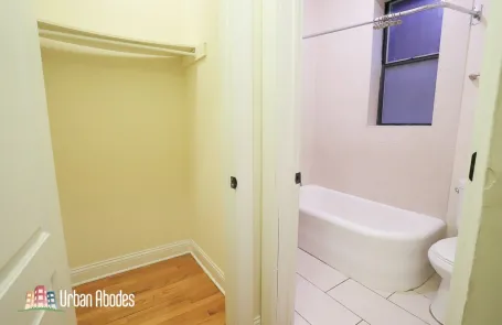 Studio Ravenswood Apartment