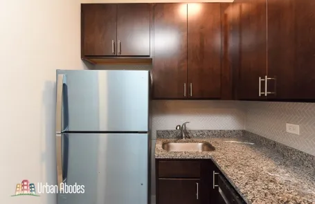 Studio Ravenswood Apartment
