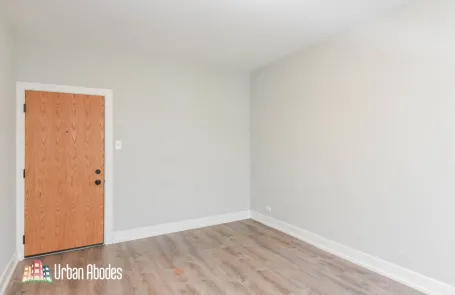 Studio Ravenswood Apartment