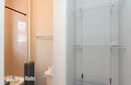 Studio Ravenswood Apartment