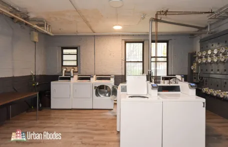 Studio Ravenswood Apartment