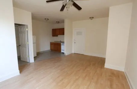 Studio Ravenswood Apartment