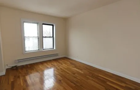Studio Ravenswood Apartment