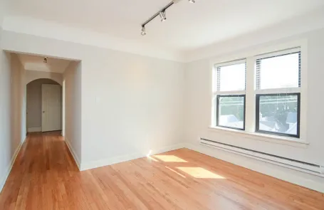 1 Bedroom Logan Square Apartment