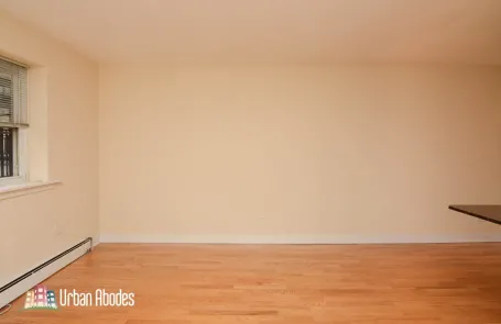 Studio Lincoln Park Apartment