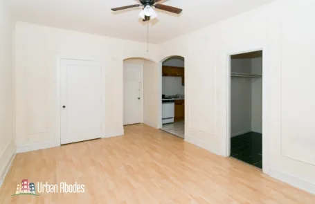 Studio Ravenswood Apartment