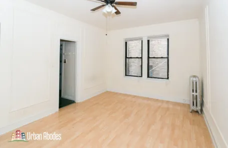 Studio Ravenswood Apartment