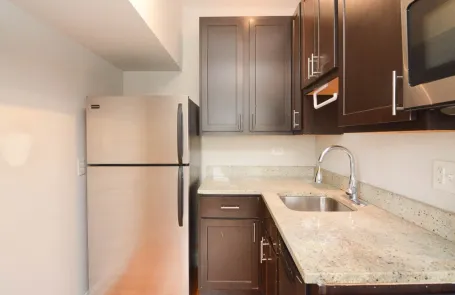 Studio Ravenswood Apartment